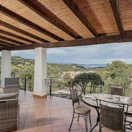 Villa Surrounded By Nature With Sea View